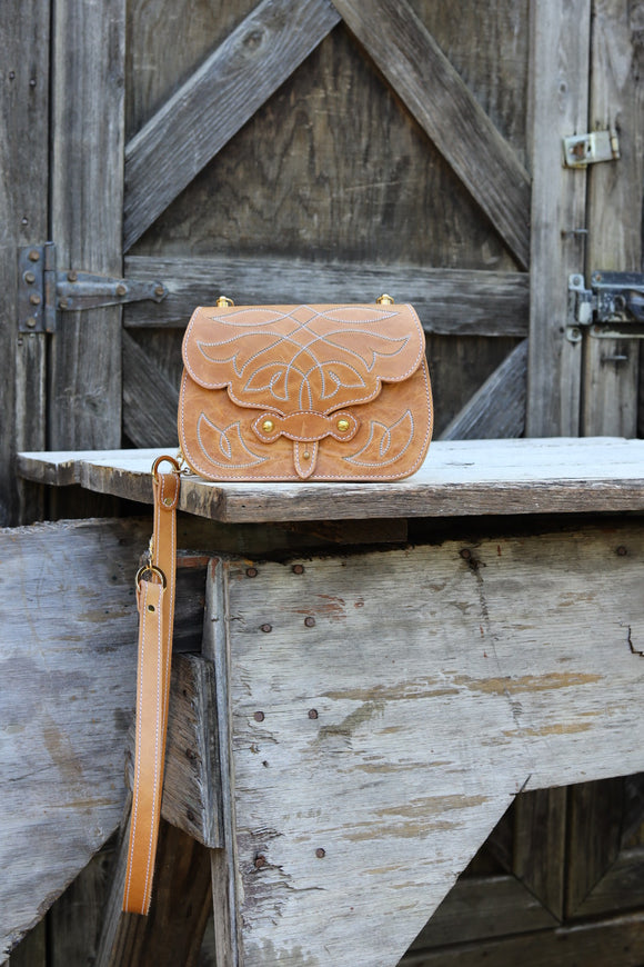 The Jennings Bag: Smooth Distressed Saddle Tan